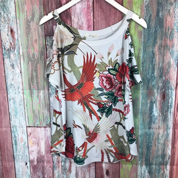 Tops - Beautiful top